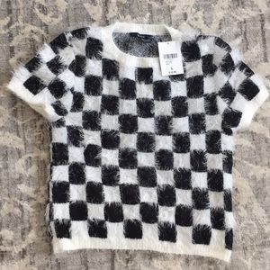 Forever 21 girls shirt sleeve shirt.